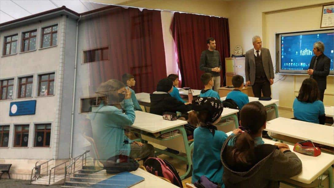 İlçe Milli Eğitim Müdürümüz Harun AKGÜL, Bölücek Kadir-Nevişet Kameroğlu İlkokulunu ziyaret etti.