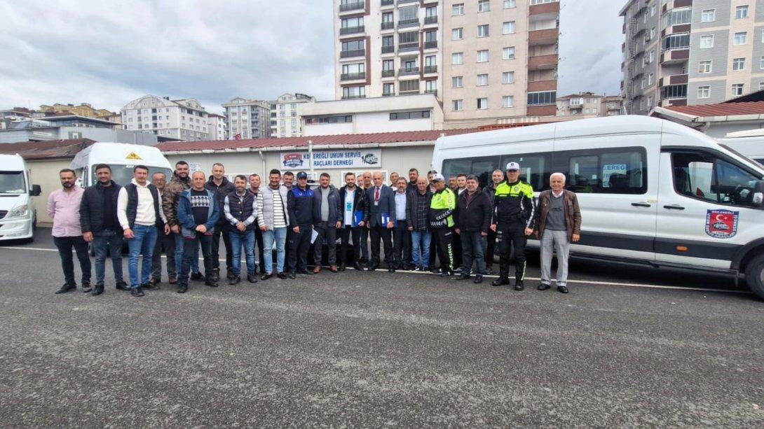 Öğrenci servis araçları denetleniyor.